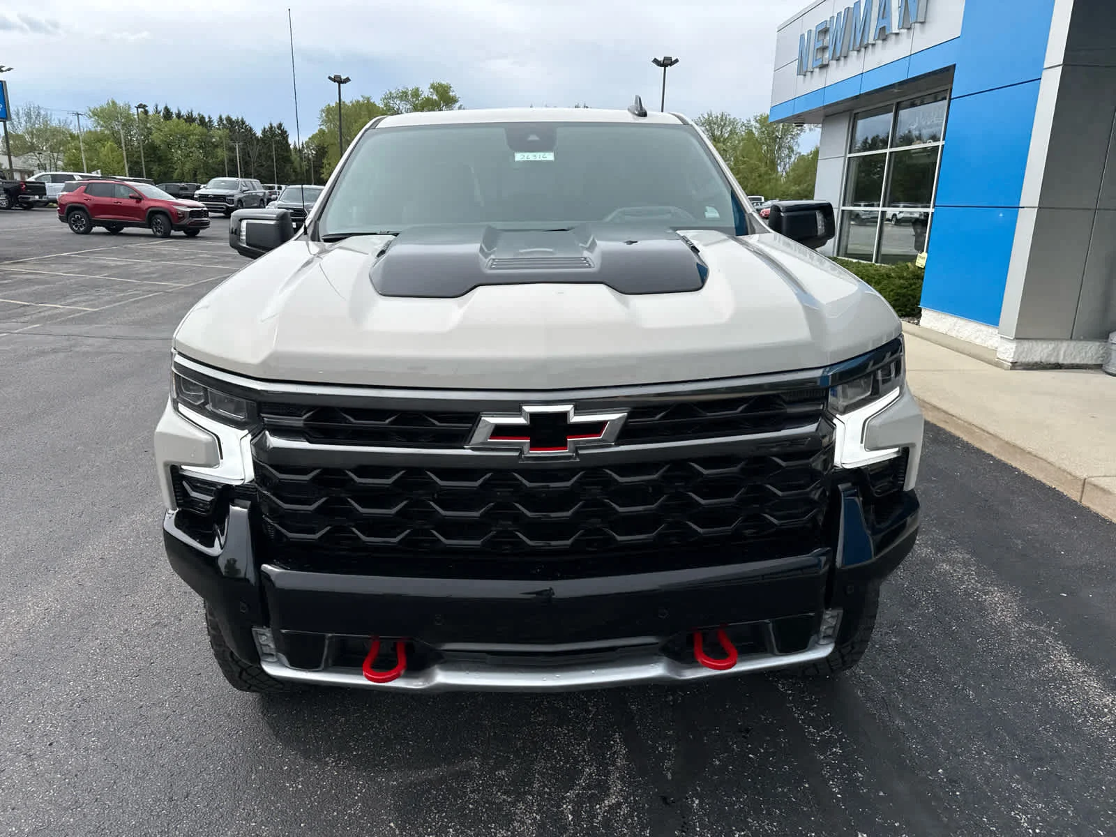 2026 Chevrolet Silverado 1500 ZR2 - Photo 2