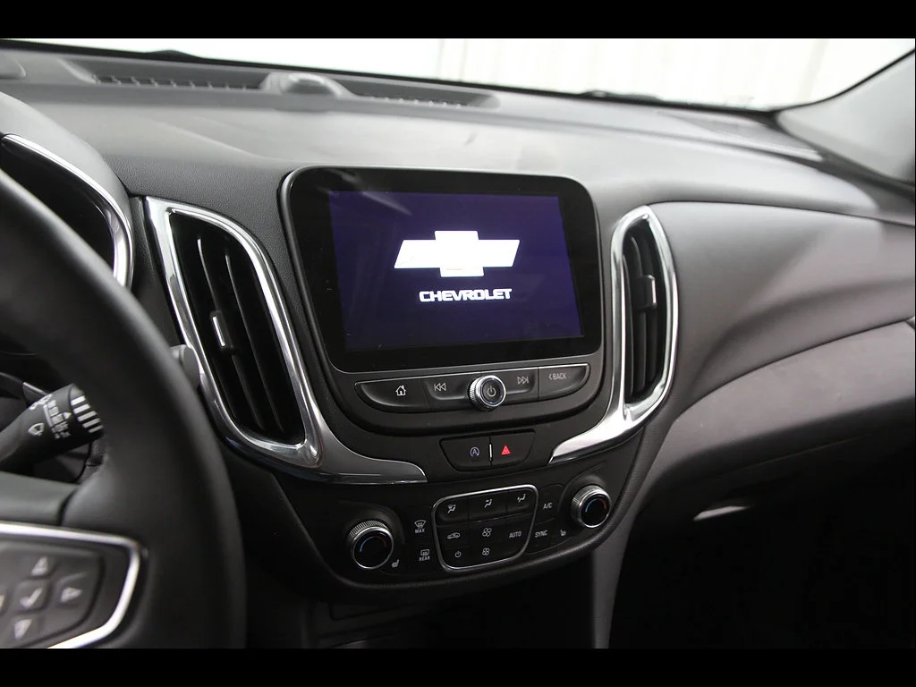 2024 Chevrolet Equinox LT - Photo 9