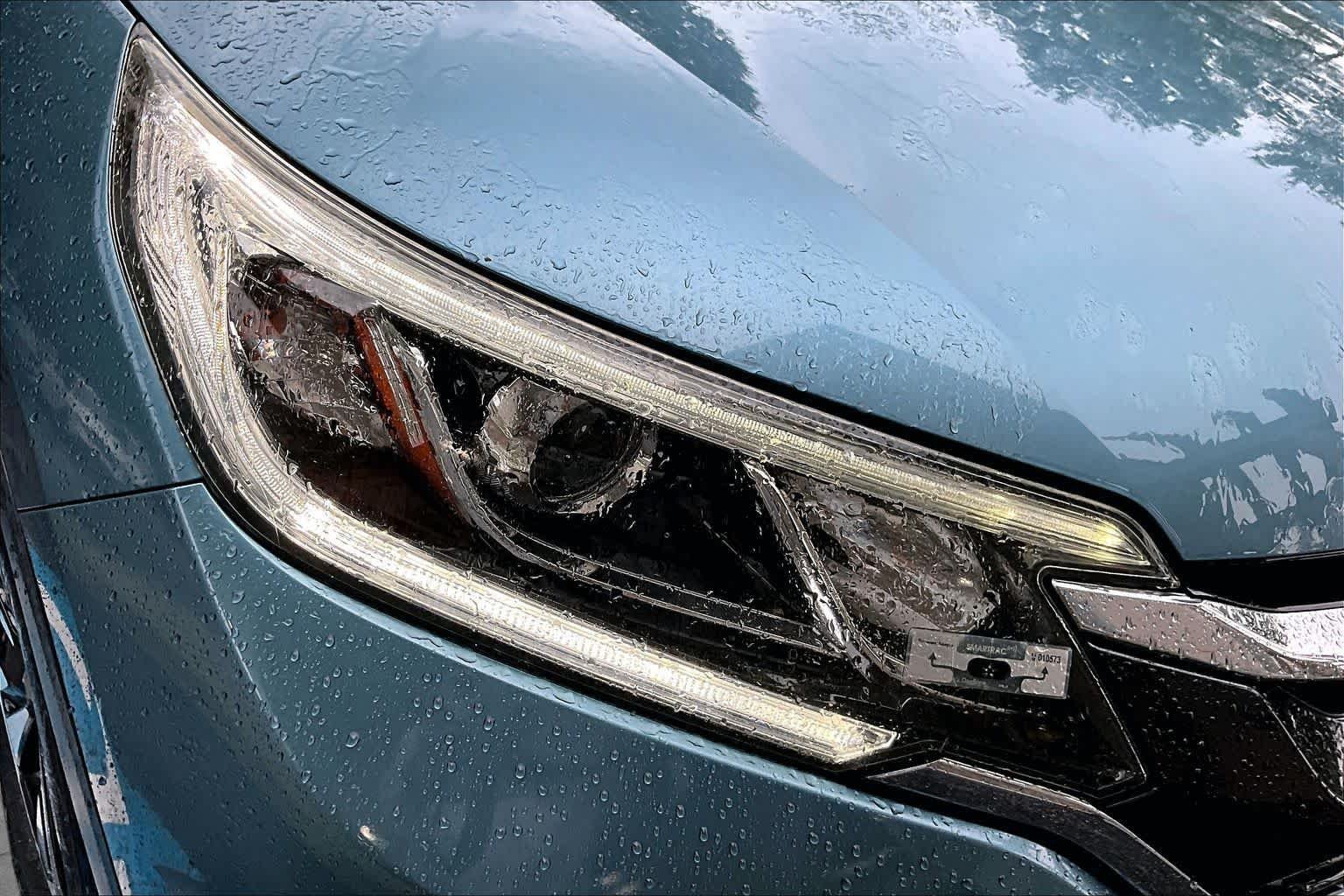 Used 2016 Mountain Air Metallic Honda Touring image 28
