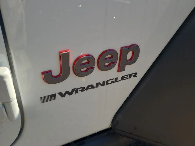 New 2026 Bright White Clearcoat Jeep Rubicon image 24