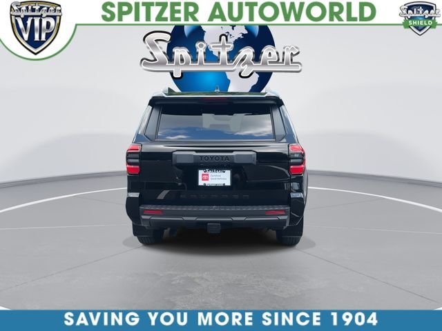 Certified Used 2025  Toyota SR5 image 7