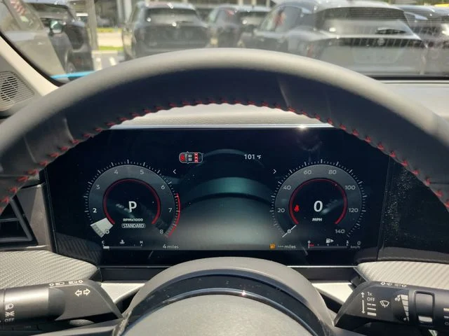 New 2026 Arctic Ice Blue Metallic / Super Black Two-tone Nissan SR image 18