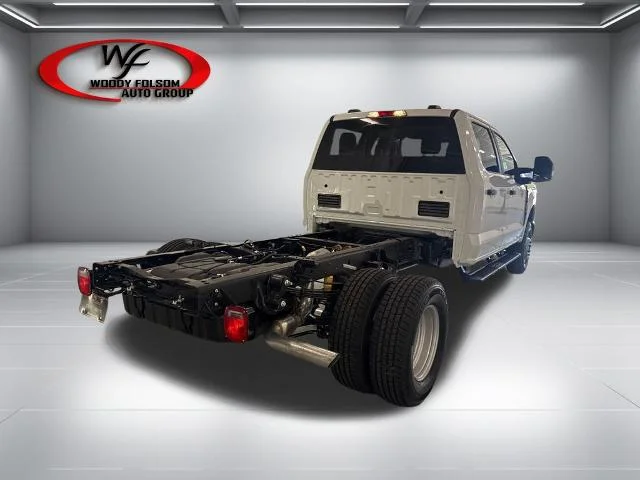 New 2027 Oxford White Ford F-350® XL image 23