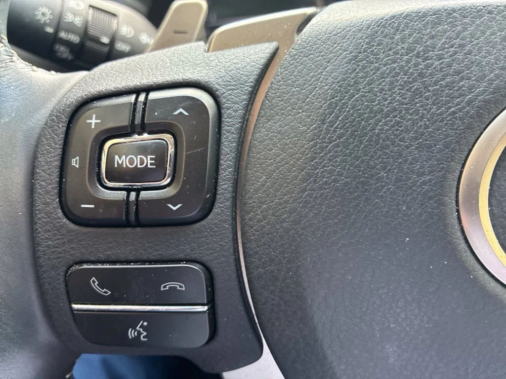 Used 2019 Silver Lexus 300 Base image 25