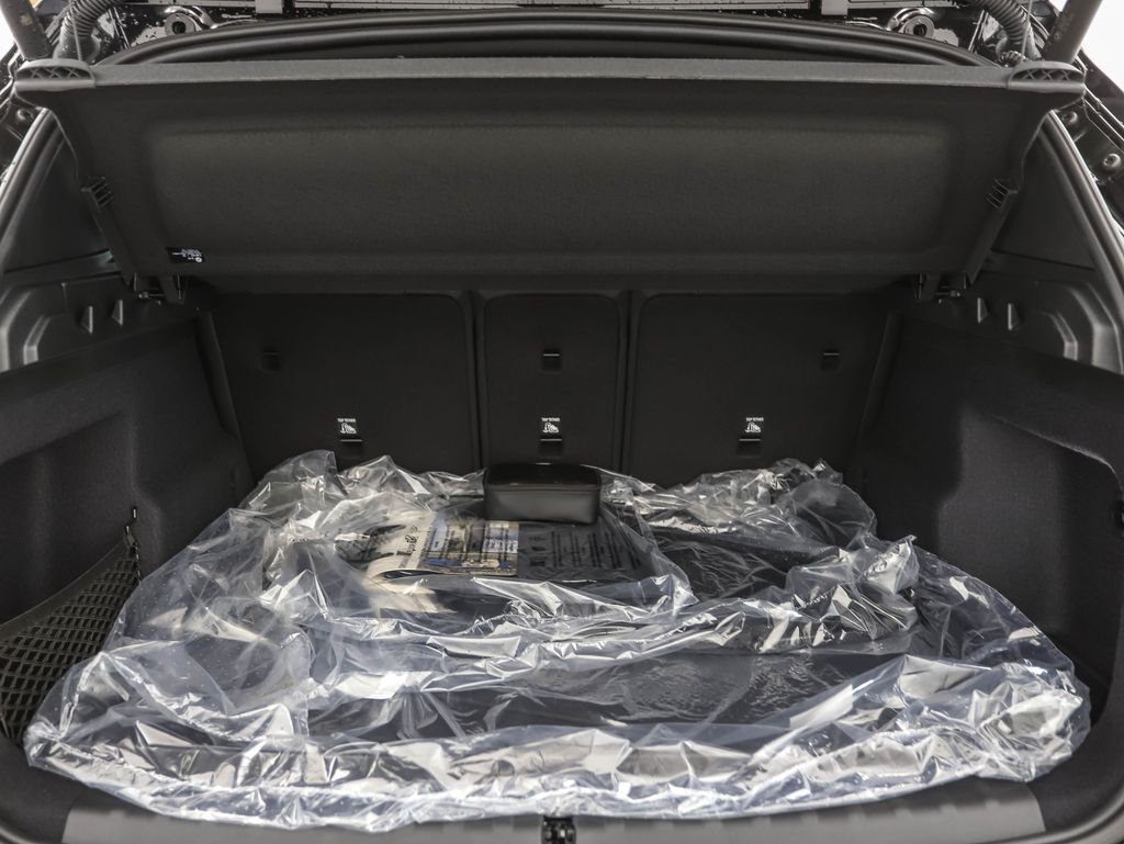 New 2027 Jet Black BMW xDrive28i image 24