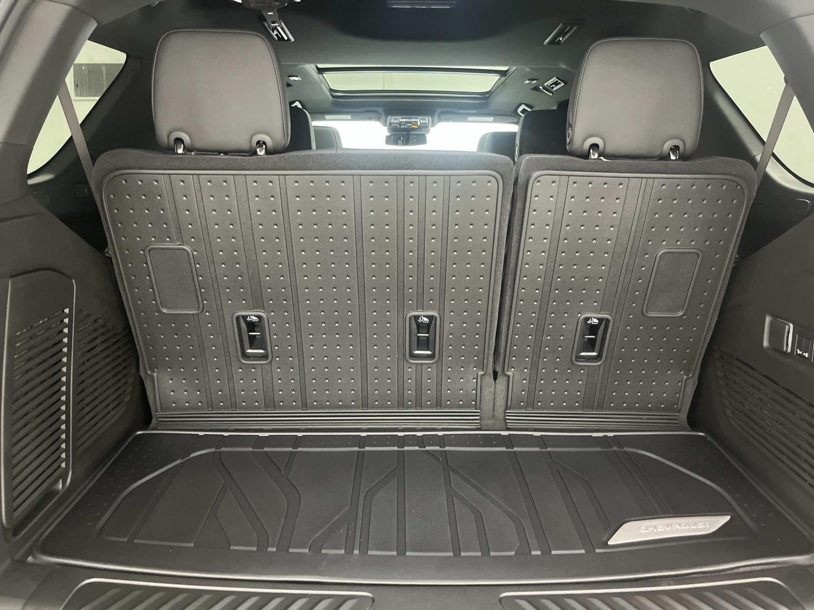 2027 Chevrolet Tahoe LT - Photo 10