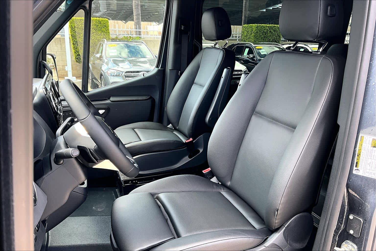 2025 Mercedes-Benz Sprinter Passenger Van Base - Photo 44