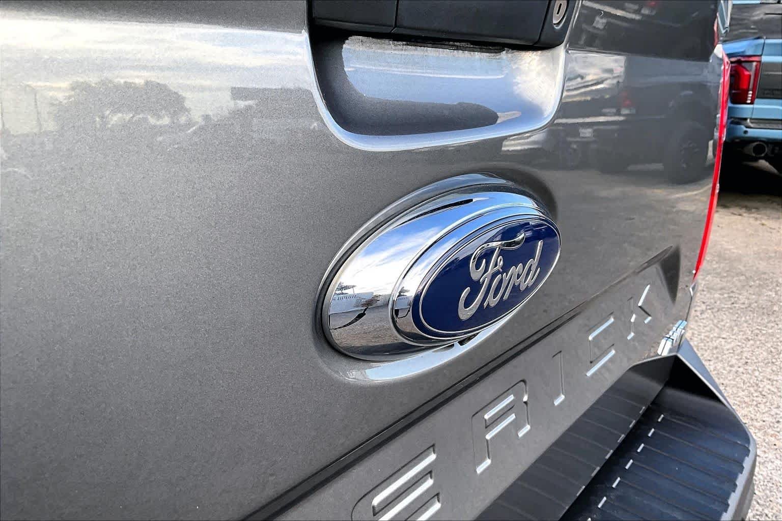 Used 2022 Carbonized Gray Ford XLT image 31