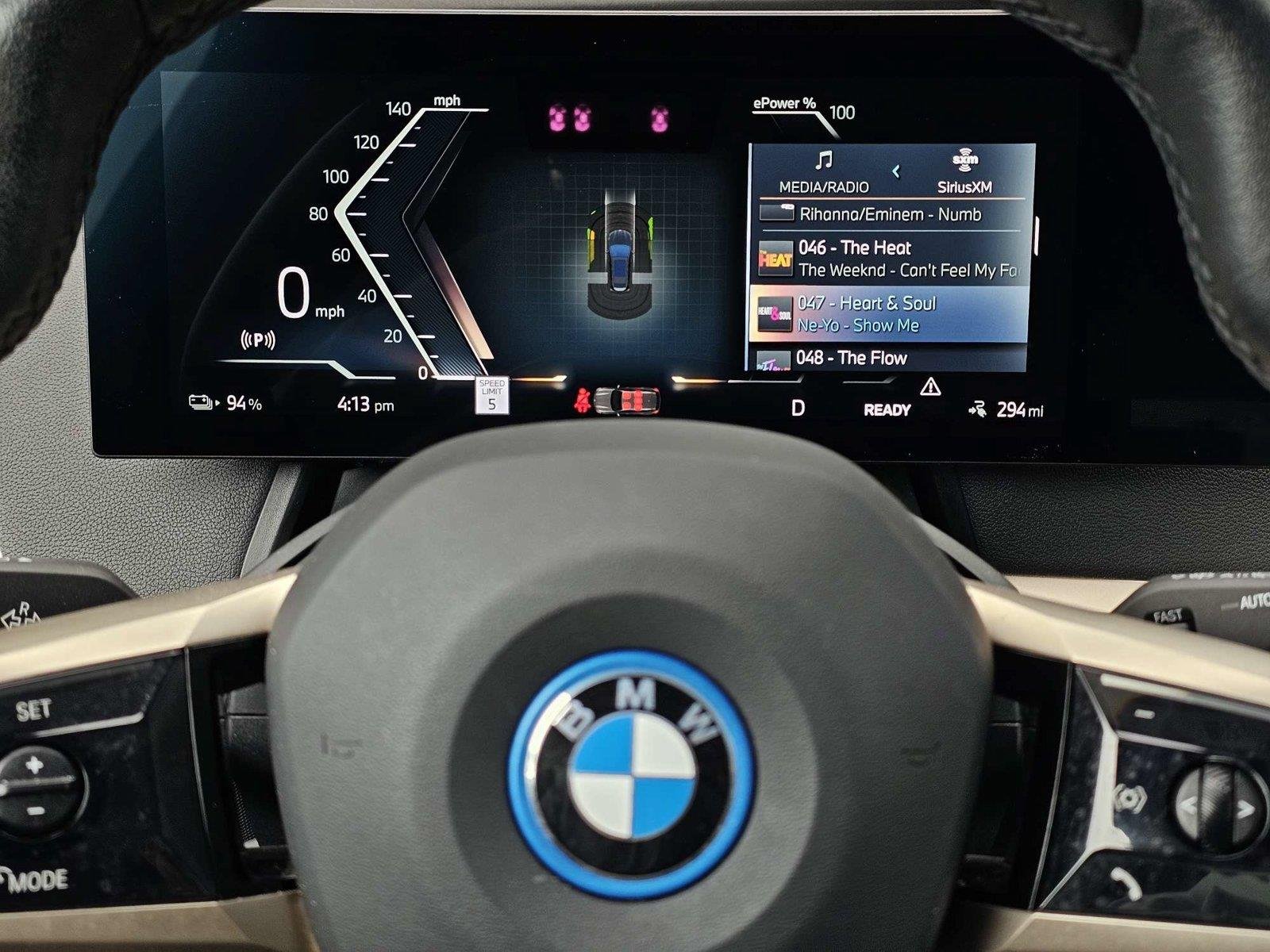 Used 2025 Dark Graphite Metallic BMW xDrive50 image 32