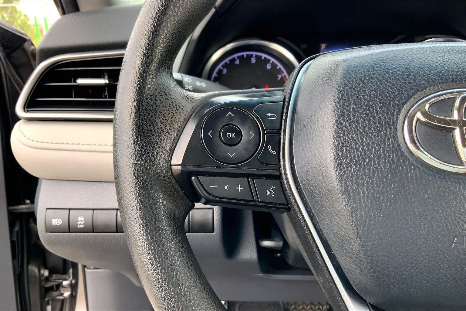 Used 2020 Predawn Gray Mica Toyota L image 23