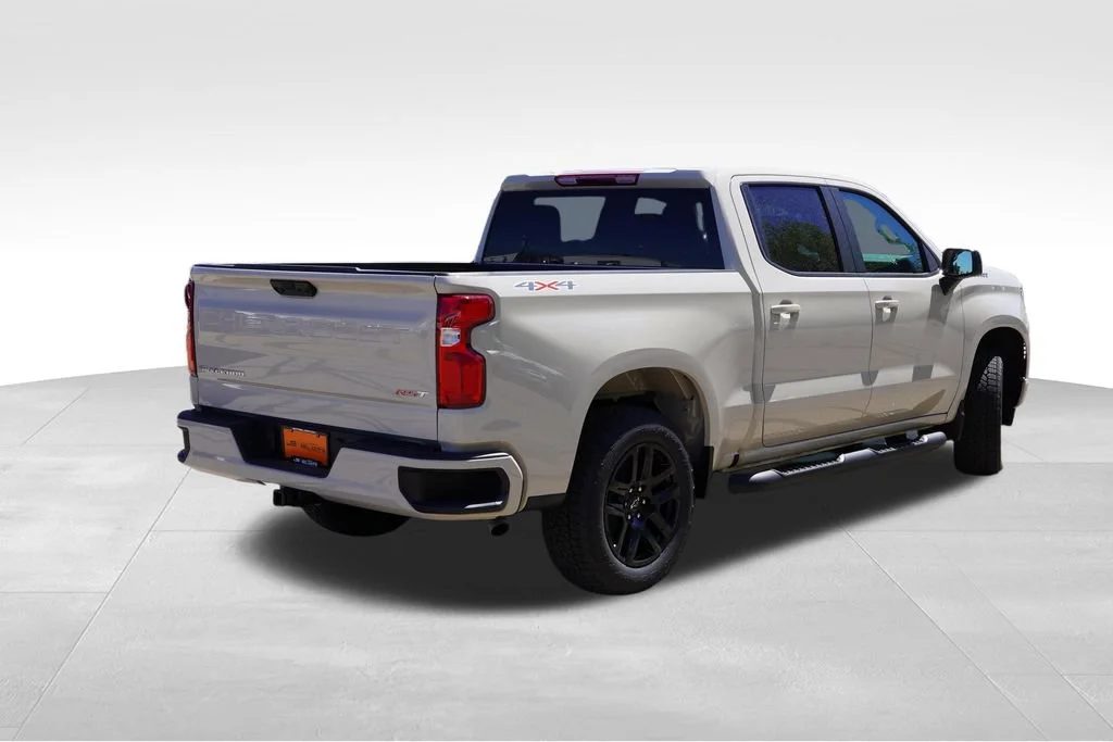 New 2026 White Sands Chevrolet RST image 3