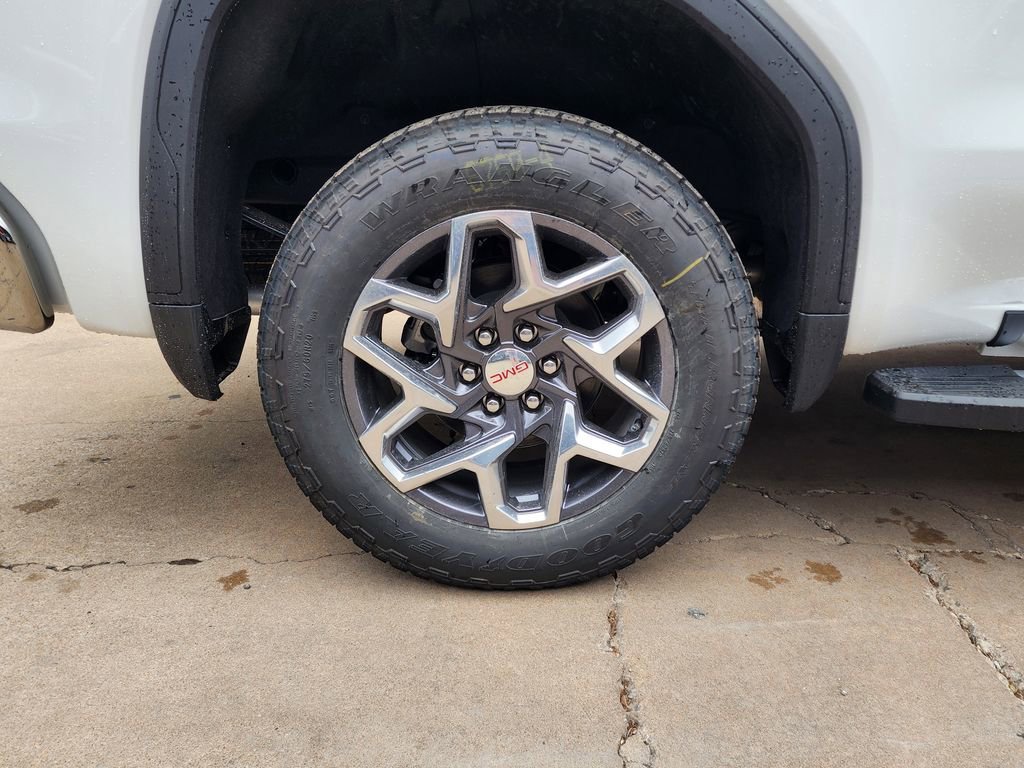 2026 GMC Sierra 1500 SLT - Photo 50