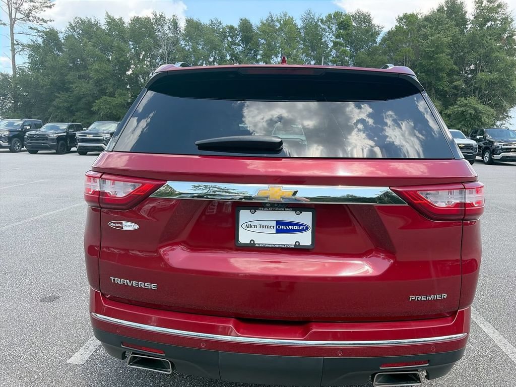 Used 2021 CAJUN RED TINTCOAT Chevrolet Premier image 5