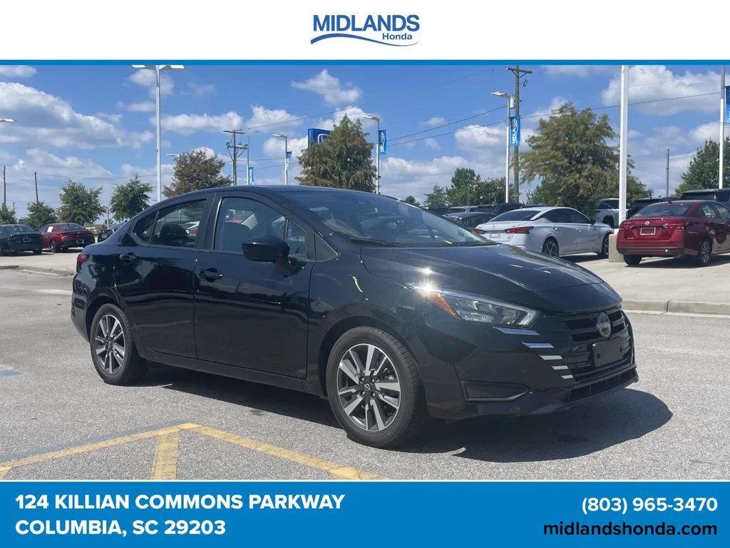 2025 Nissan Versa Sedan SV