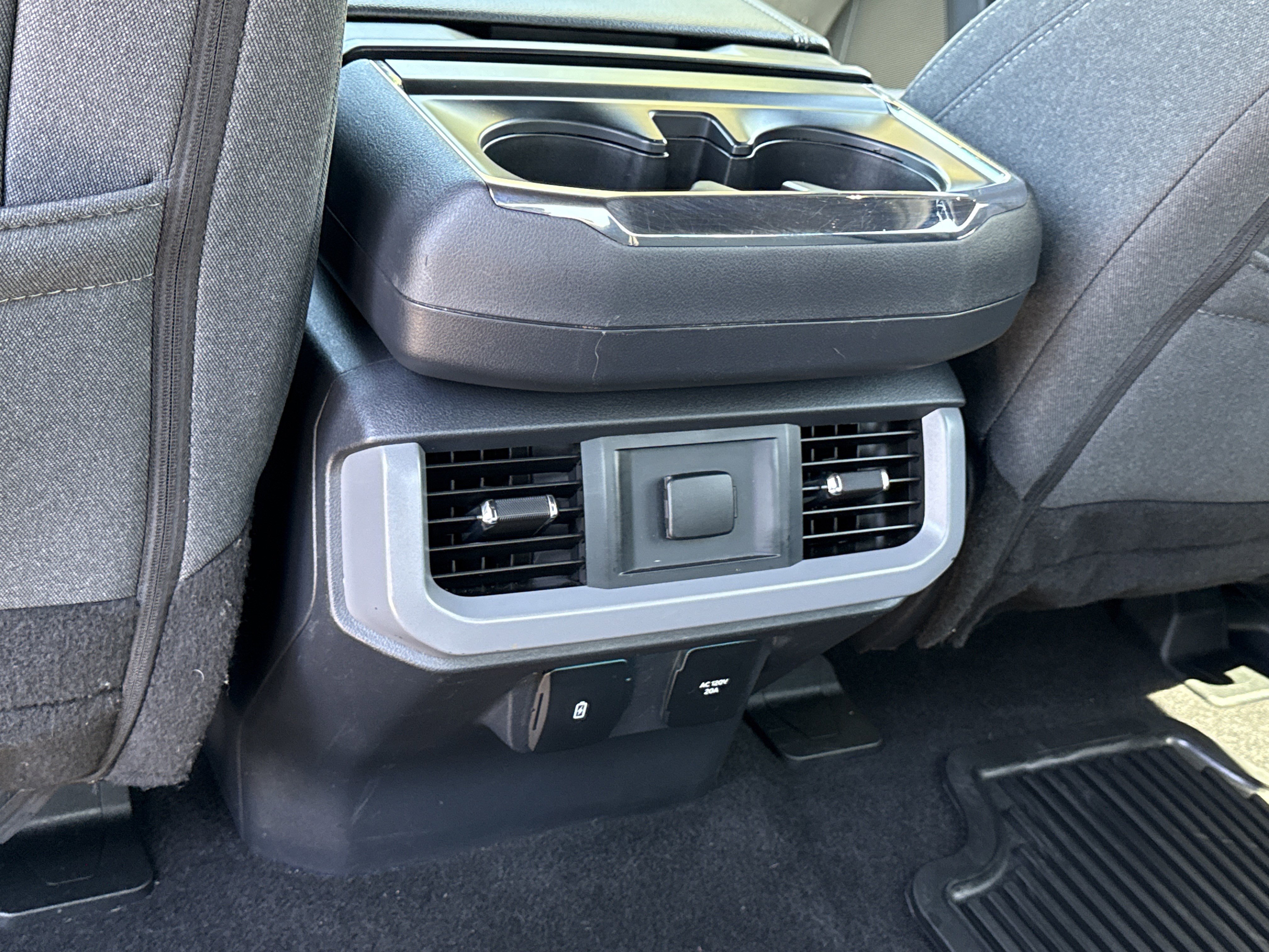 2024 Ford F-150 XLT - Photo 14