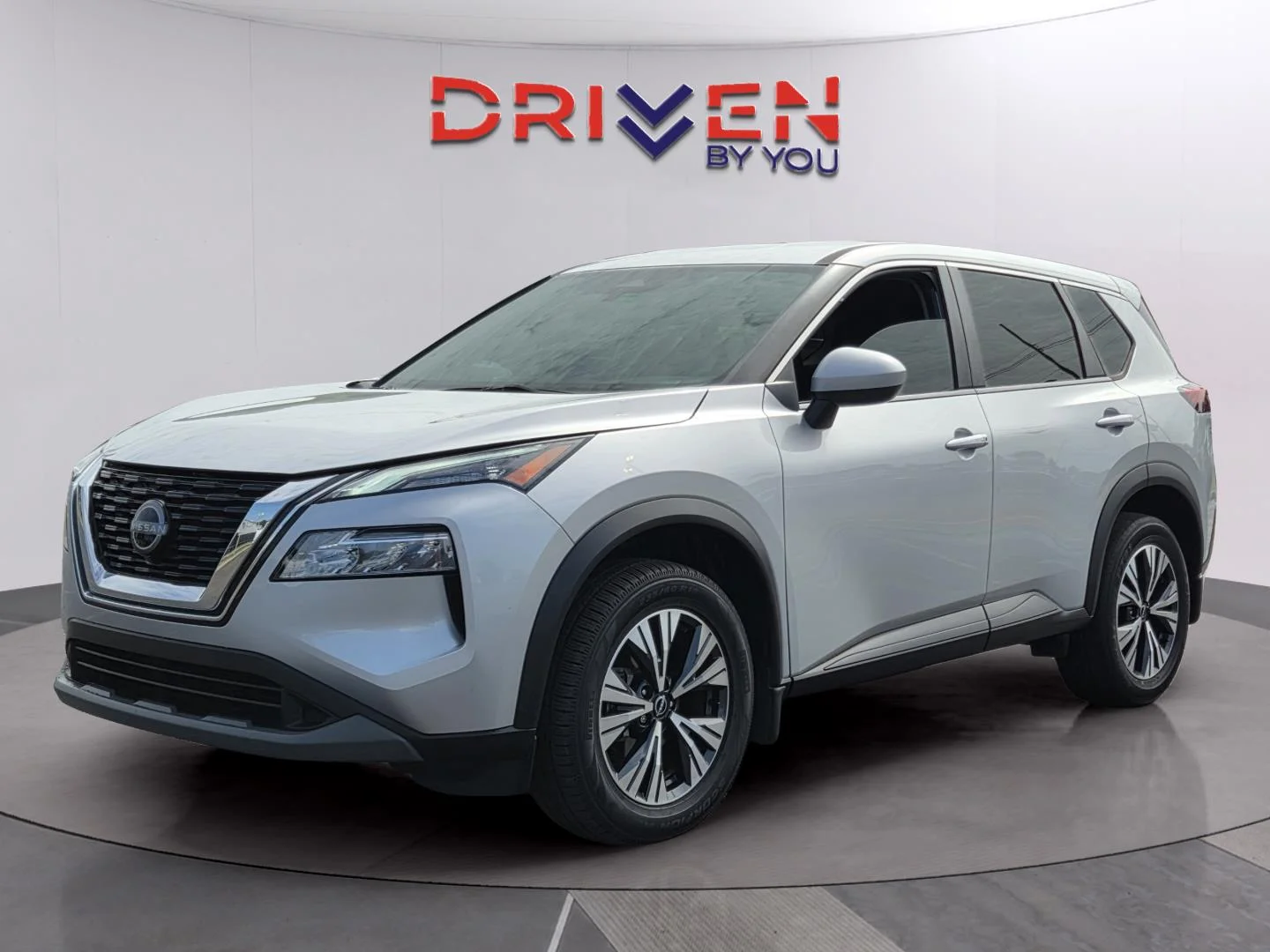 Used 2023 Brilliant Silver Metallic Nissan SV image 1