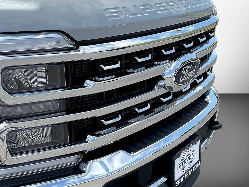 New 2026 Avalanche Ford F-250® Lariat® image 39