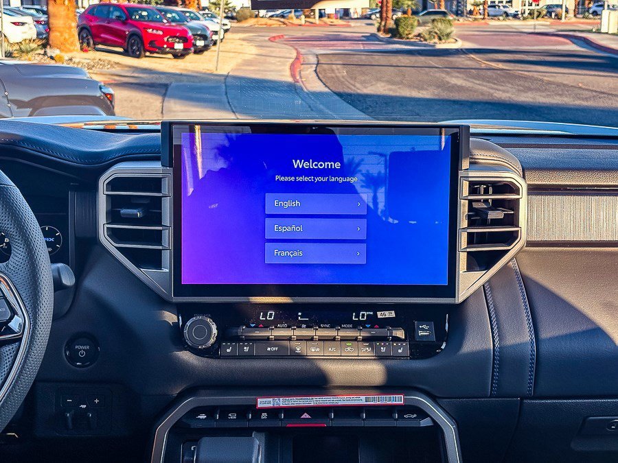 2026 Toyota Tundra Platinum - Photo 14