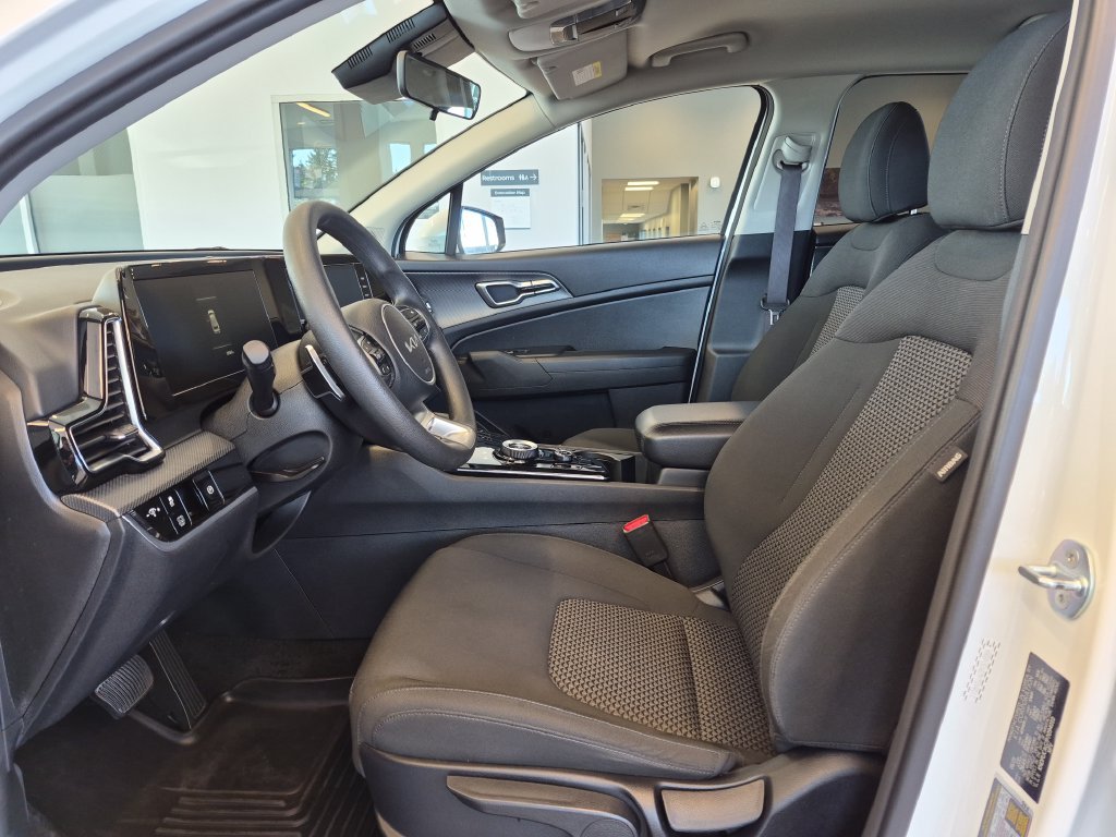 Used 2023 Snow White Pearl Kia LX image 14