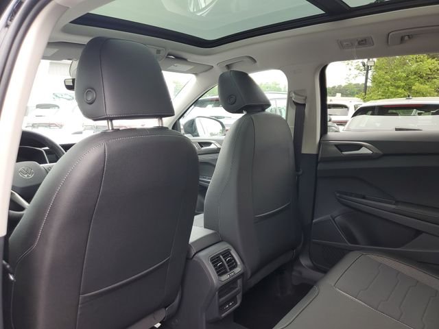 New 2026 Black Volkswagen 1.5T SE Black image 11