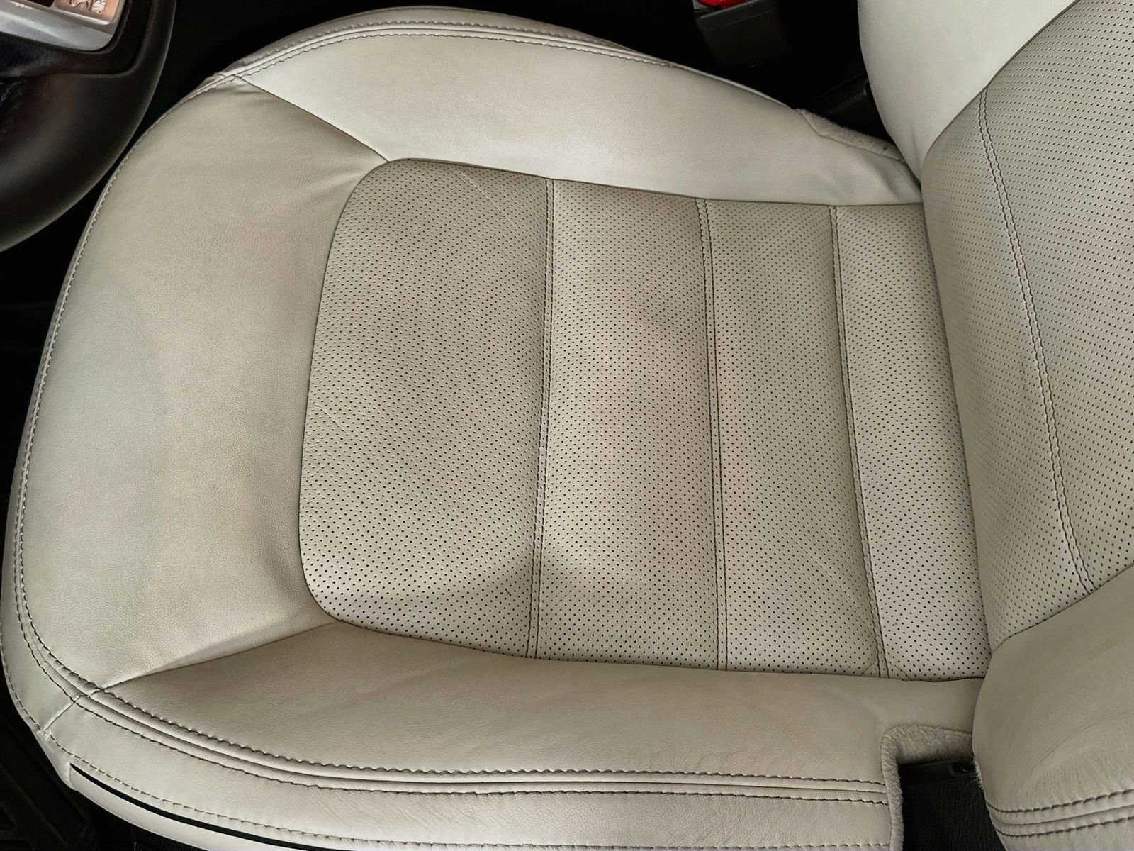 Used 2025 Jet Black Mazda 2.5 S Premium Plus Package Vented Seats Heads Up Sunroof image 20