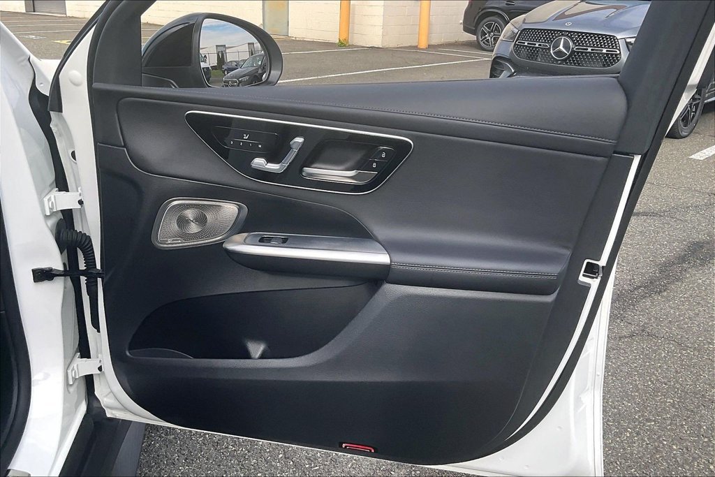 2024 Mercedes-Benz GLC Coupe GLC300 - Photo 16