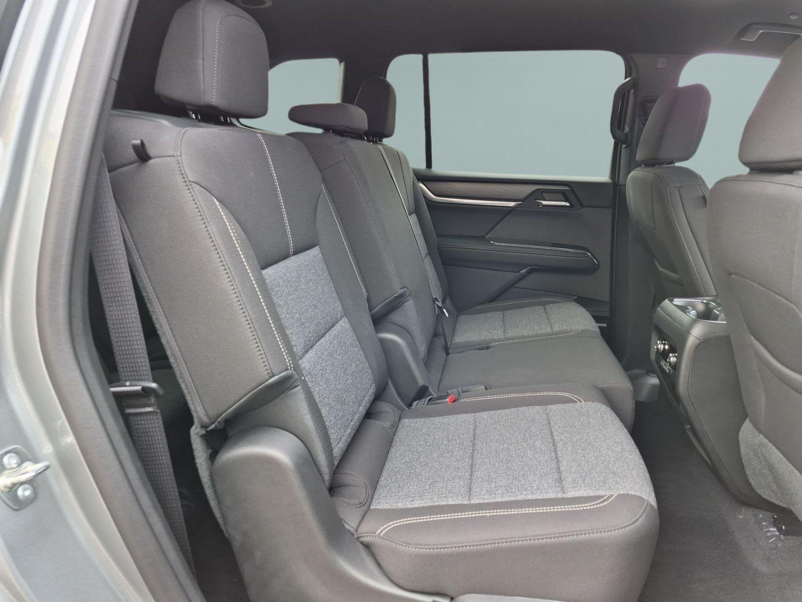 2025 GMC Acadia Elevation - Photo 27
