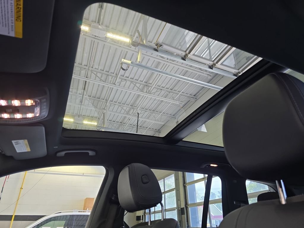 2024 Mercedes-Benz GLS Base - Photo 32