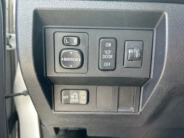 Used 2017 White Toyota SR image 14
