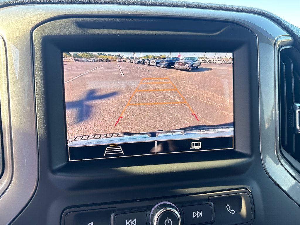 Used 2025 White GMC Pro image 22