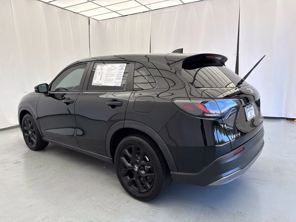 Used 2025 Crystal Black Pearl Honda Sport image 5