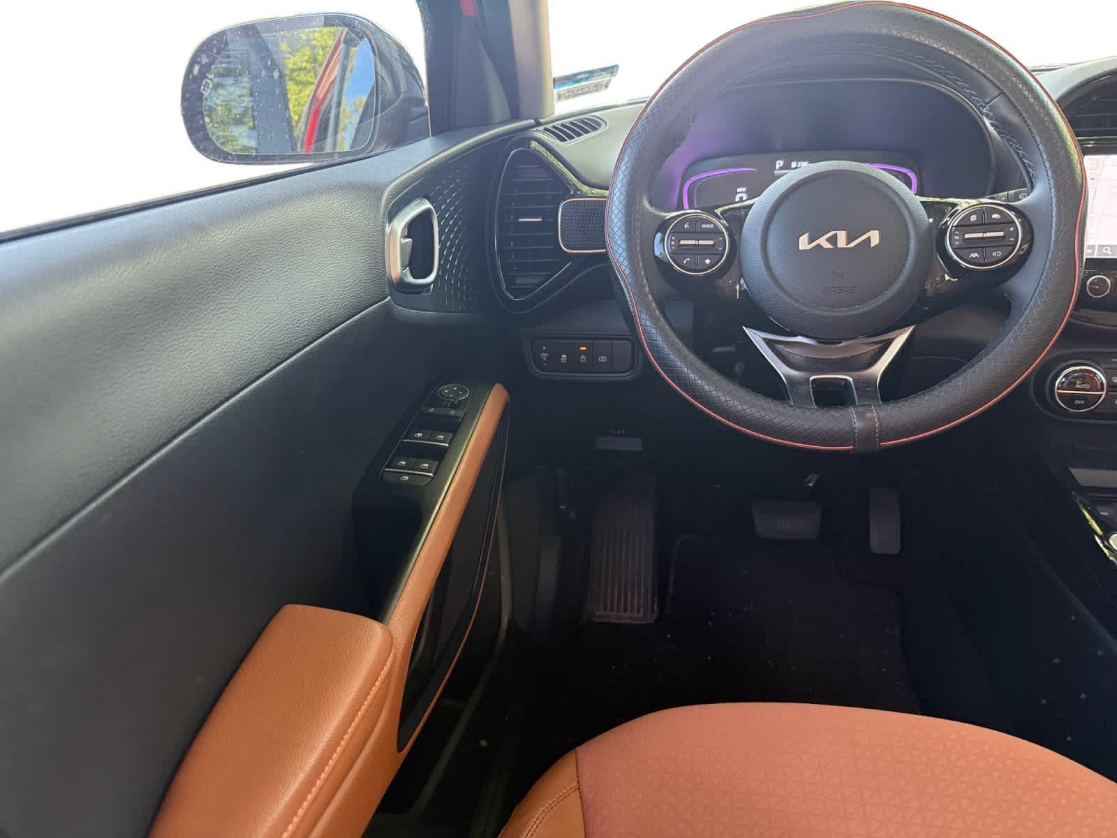 Certified Used 2025 Inferno Red/Black Roof Kia EX image 21