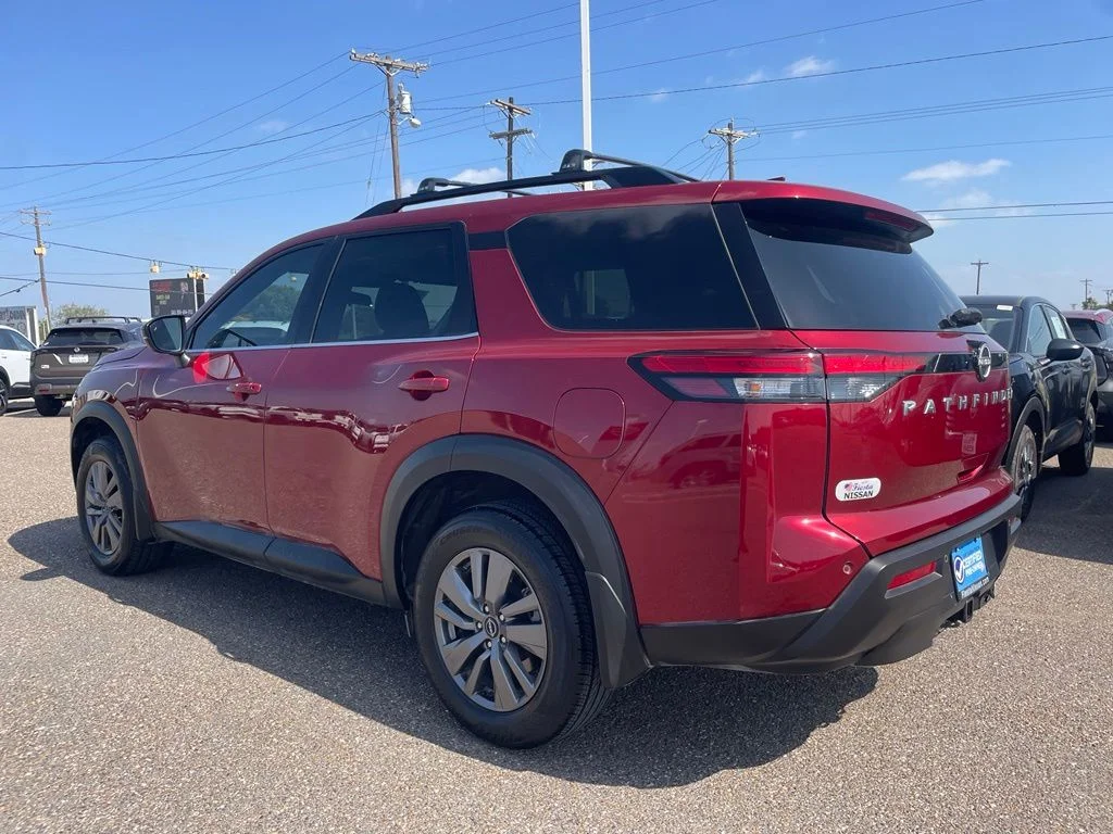 Used 2025 Red Nissan SV image 5