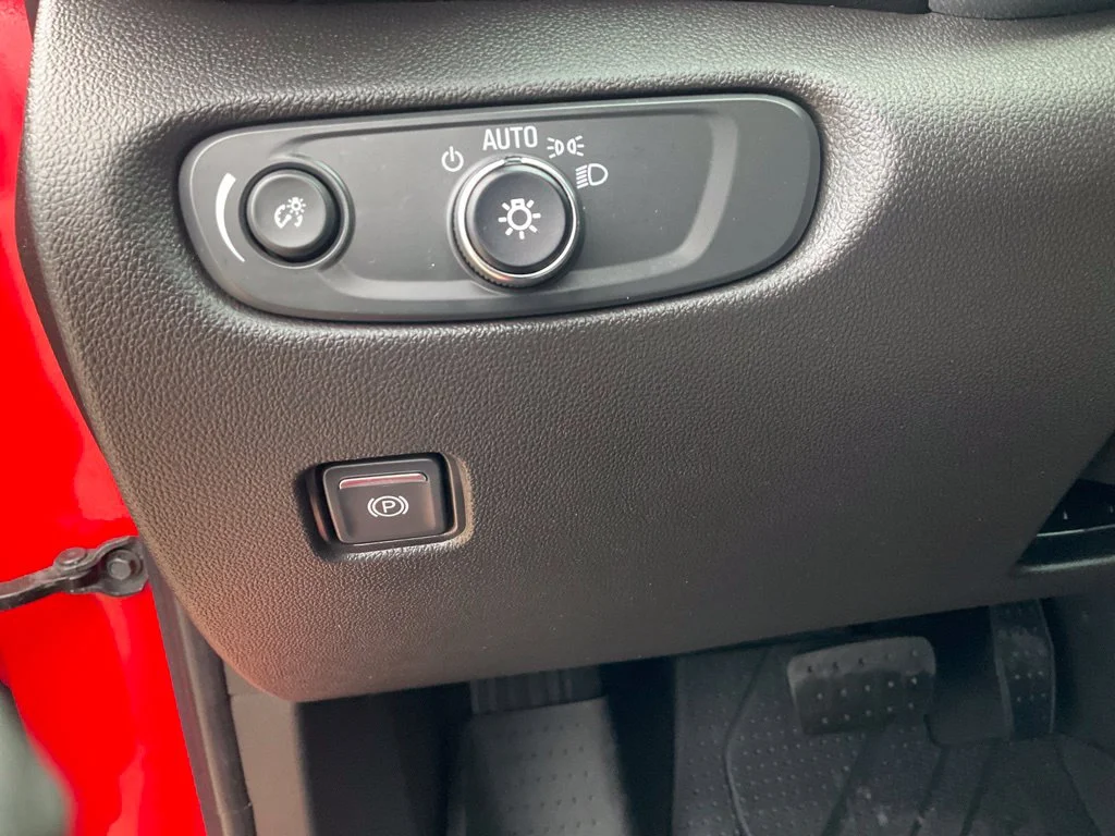Used 2023 Red Chevrolet LT image 9