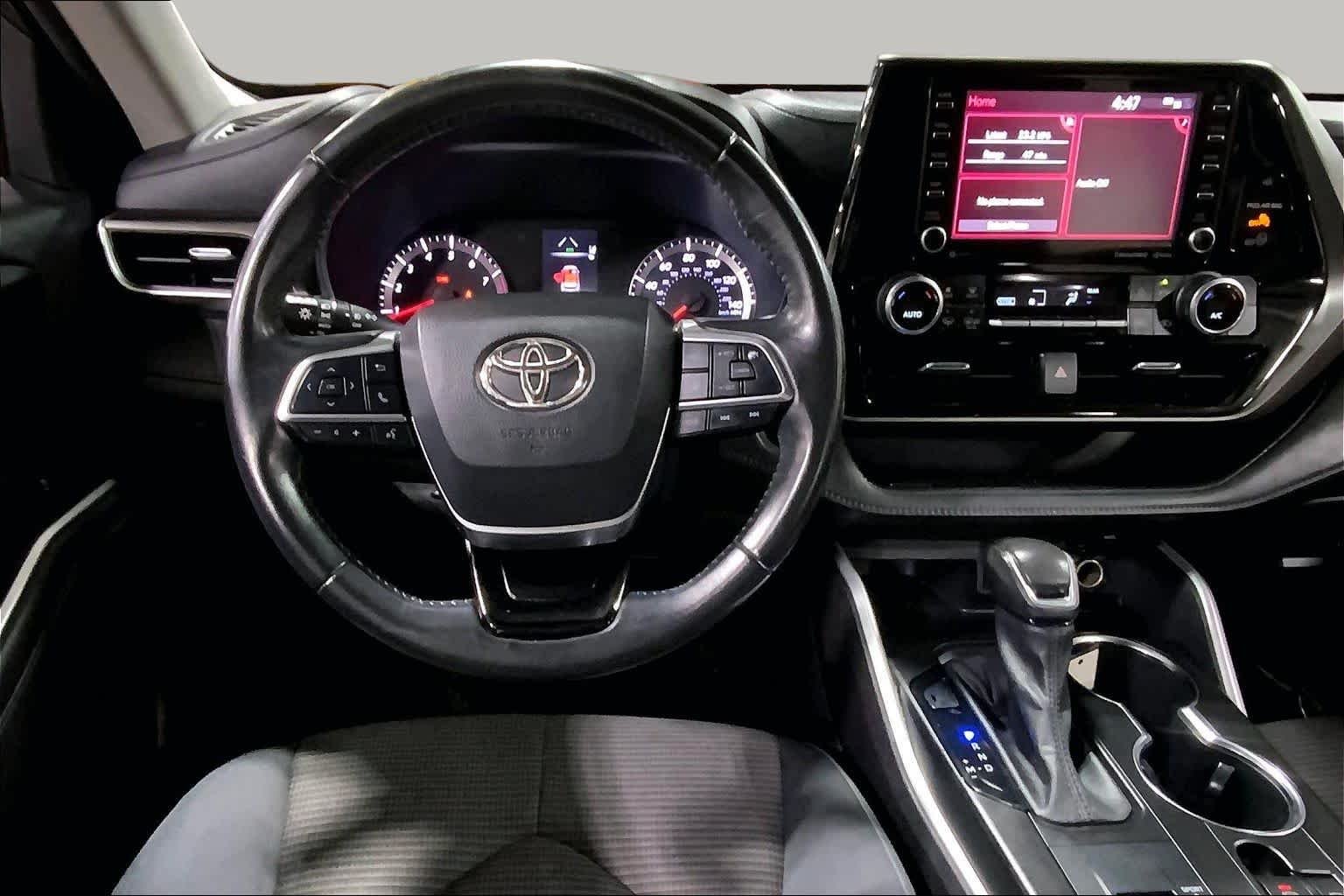 Used 2021 Magnetic Gray Metallic Toyota LE image 6