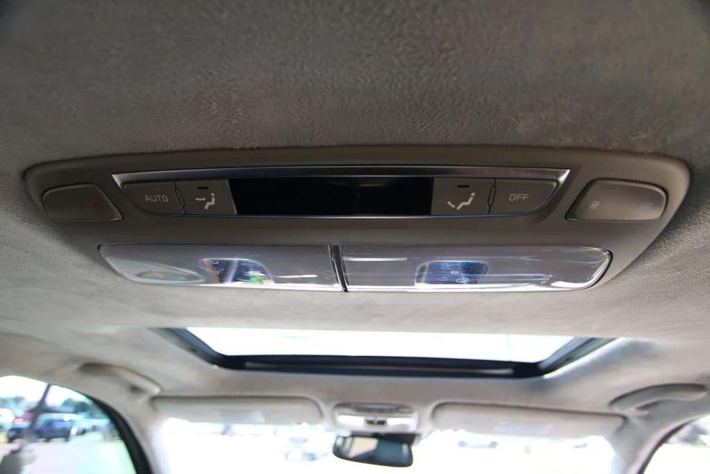 Used 2021 Silver Kia SX image 45