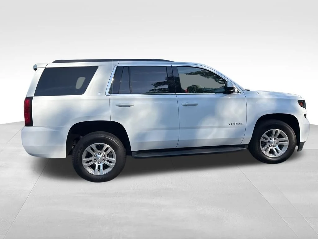 Used 2019 White Chevrolet LT image 13