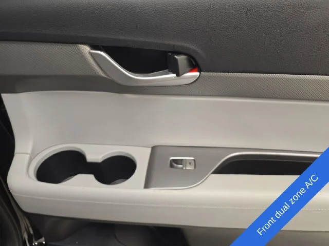 Used 2025 Abyss Black Pearl Hyundai SEL image 14