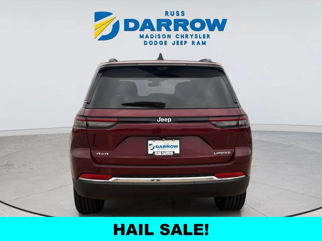 New 2025 Velvet Red Pearl-Coat Exterior Paint Jeep Limited image 4