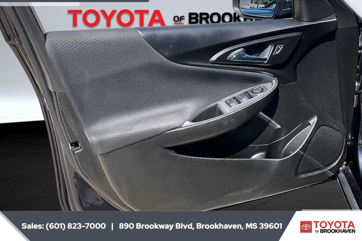 Used 2023 Dark Ash Metallic Chevrolet LT image 17