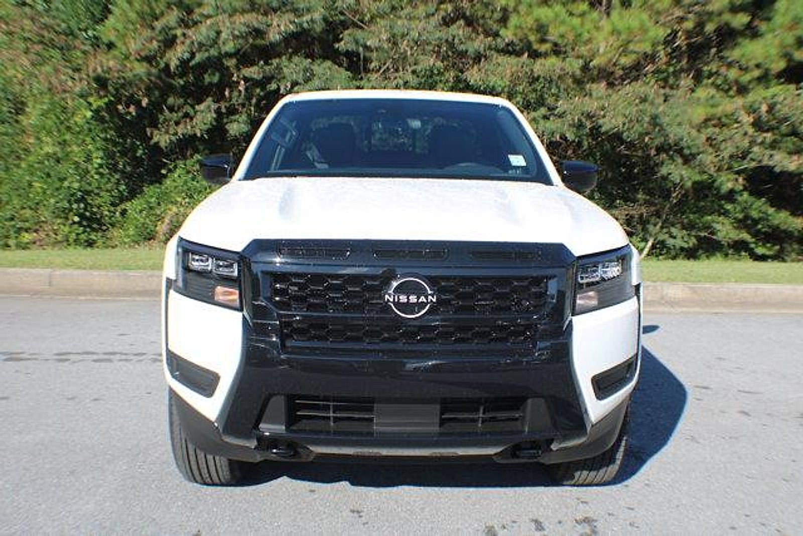 2026 Nissan Frontier SV - Photo 16