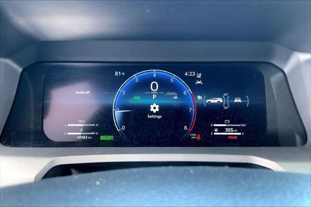 Certified Used 2025 CUTTING EDGE Toyota  image 25