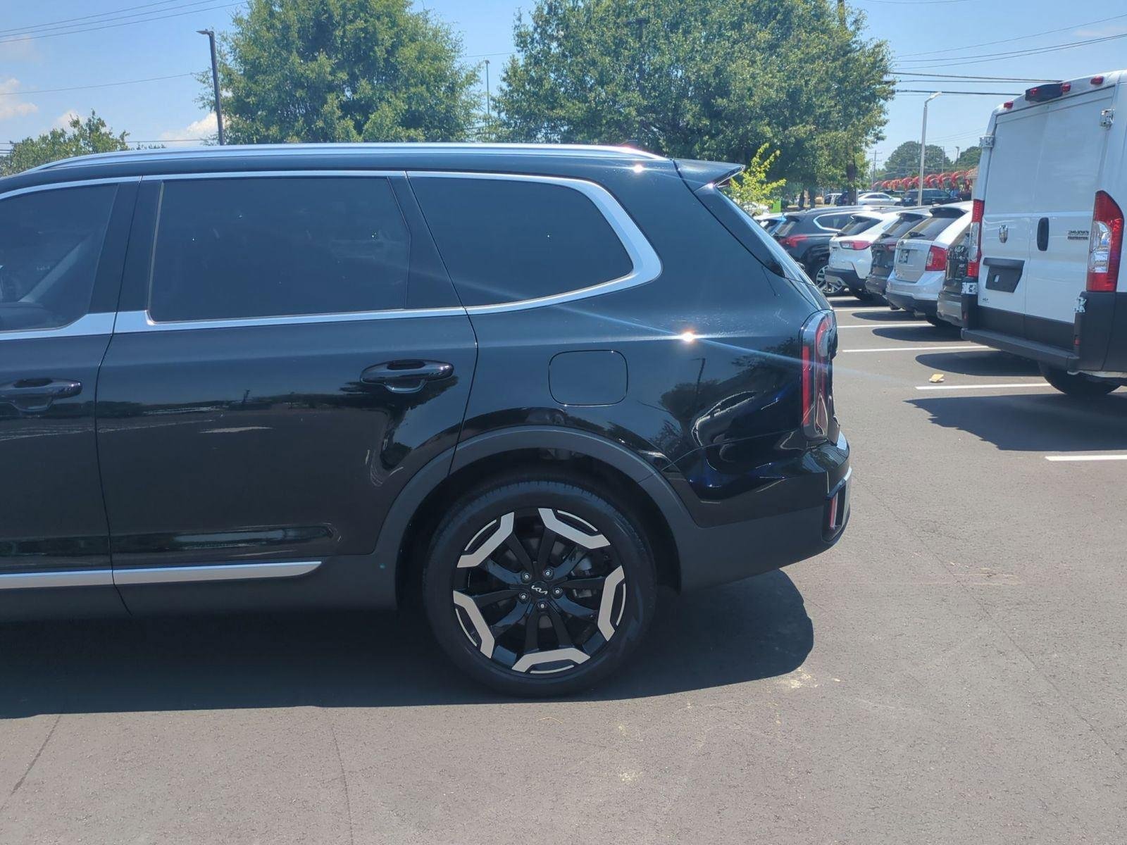 Used 2024 Ebony Black Kia EX image 26
