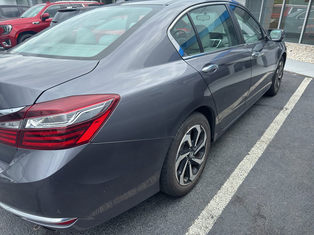 Used 2017 Gray Honda EX image 5