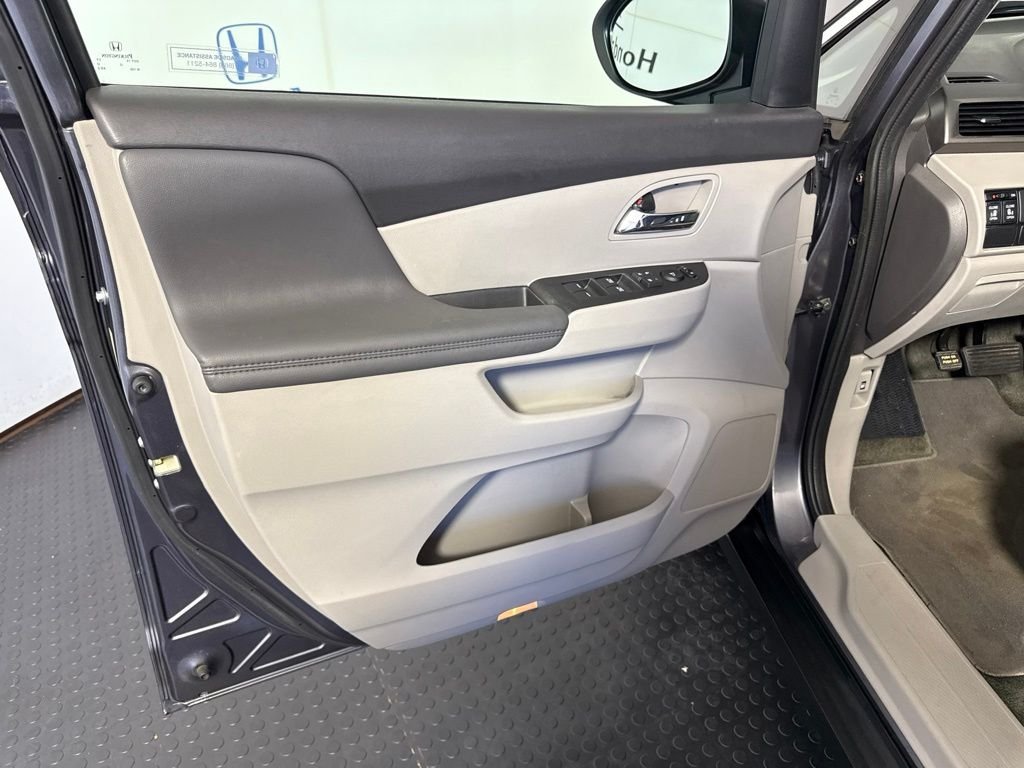 2016 Honda Odyssey SE - Photo 13