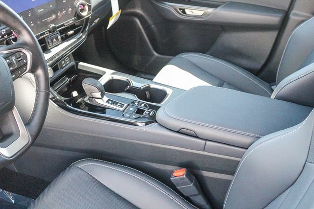 New 2026 Ultra White Lexus NX 450h+ PREMIUM AWD image 28