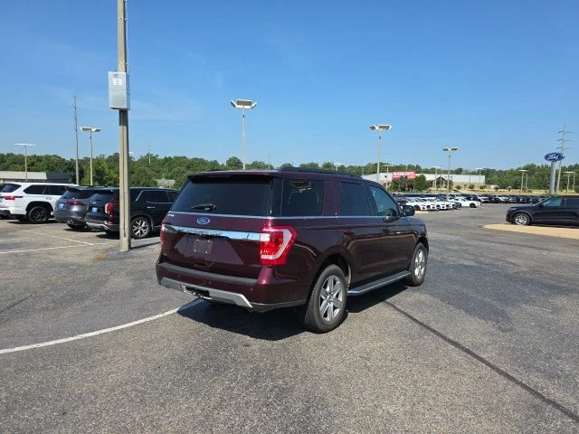 Used 2021 Red Ford XLT image 3