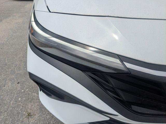 New 2026 White Hyundai SEL Sport image 9