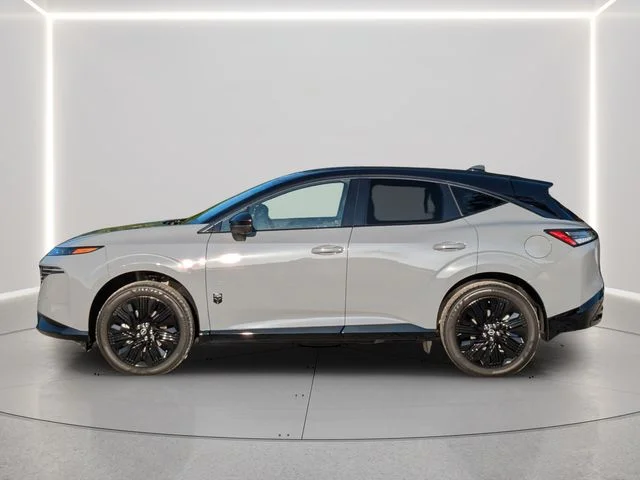 New 2027 Boulder Gray Pearl / Super Black Two-tone Nissan Dark Armor image 3