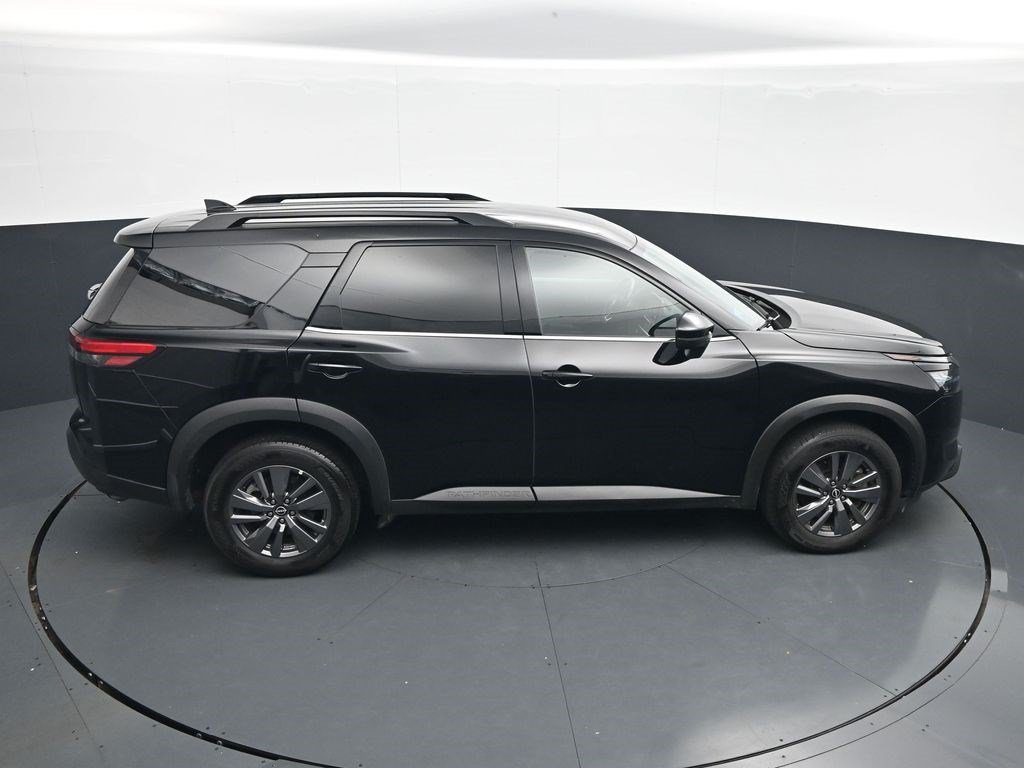Used 2025 Super Black Nissan SV image 22